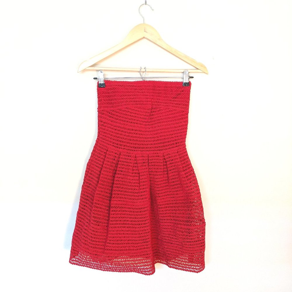 Offshoulder red dress